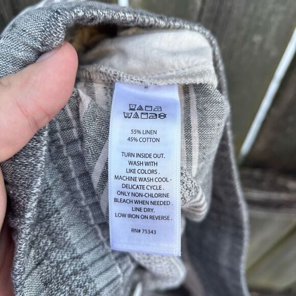 Artisan NY Linen blend Gray Striped Shorts Large - Picture 4 of 4